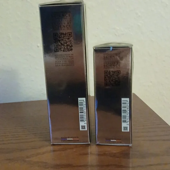 Lancome Genifique 2 Piece Set - Picture 3 of 5